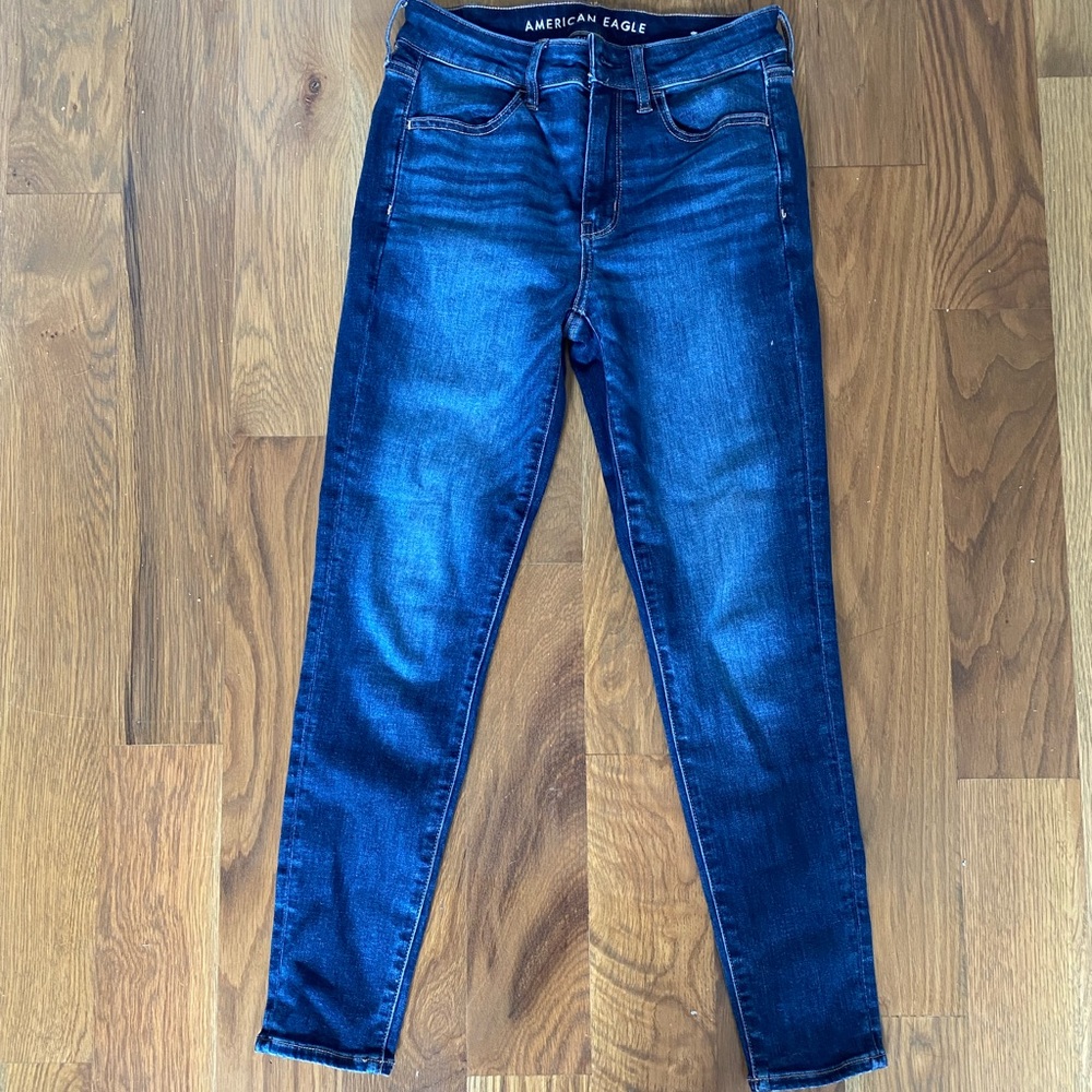 *BRAND NEW* American Eagle High-Rise Skinny Jeans